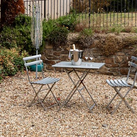 1 Chatsworth Riverscape Apartments - Riverview Apartment In Great Location With Free Parking Overlooking The Gannel Just A Short Walk From Newquays Incredible Beaches And Local Amenities New Quay Exteriör bild