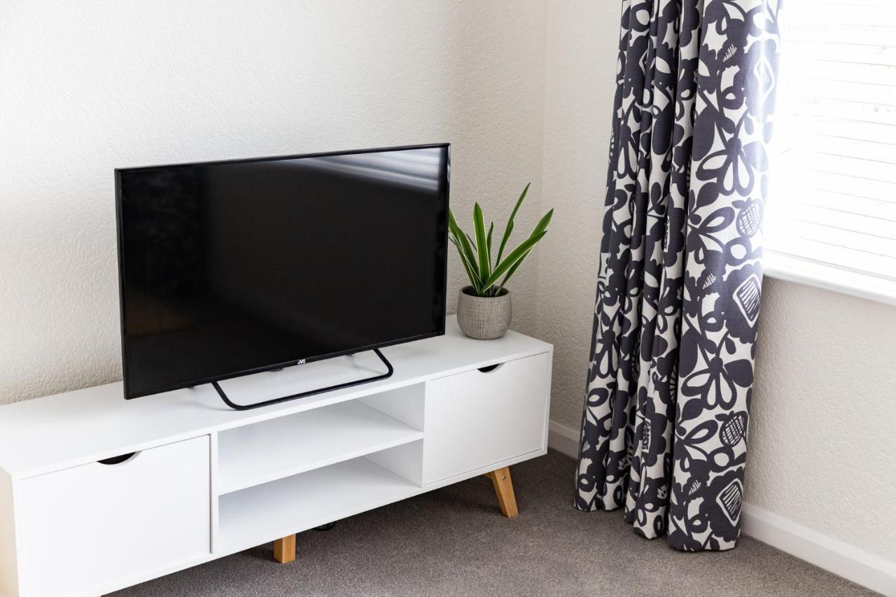 1 Chatsworth Riverscape Apartments - Riverview Apartment In Great Location With Free Parking Overlooking The Gannel Just A Short Walk From Newquays Incredible Beaches And Local Amenities New Quay Exteriör bild