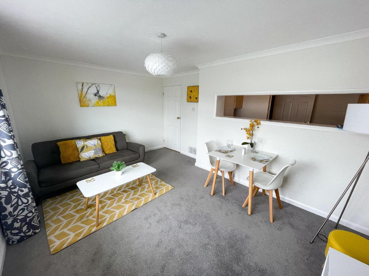 1 Chatsworth Riverscape Apartments - Riverview Apartment In Great Location With Free Parking Overlooking The Gannel Just A Short Walk From Newquays Incredible Beaches And Local Amenities New Quay Exteriör bild