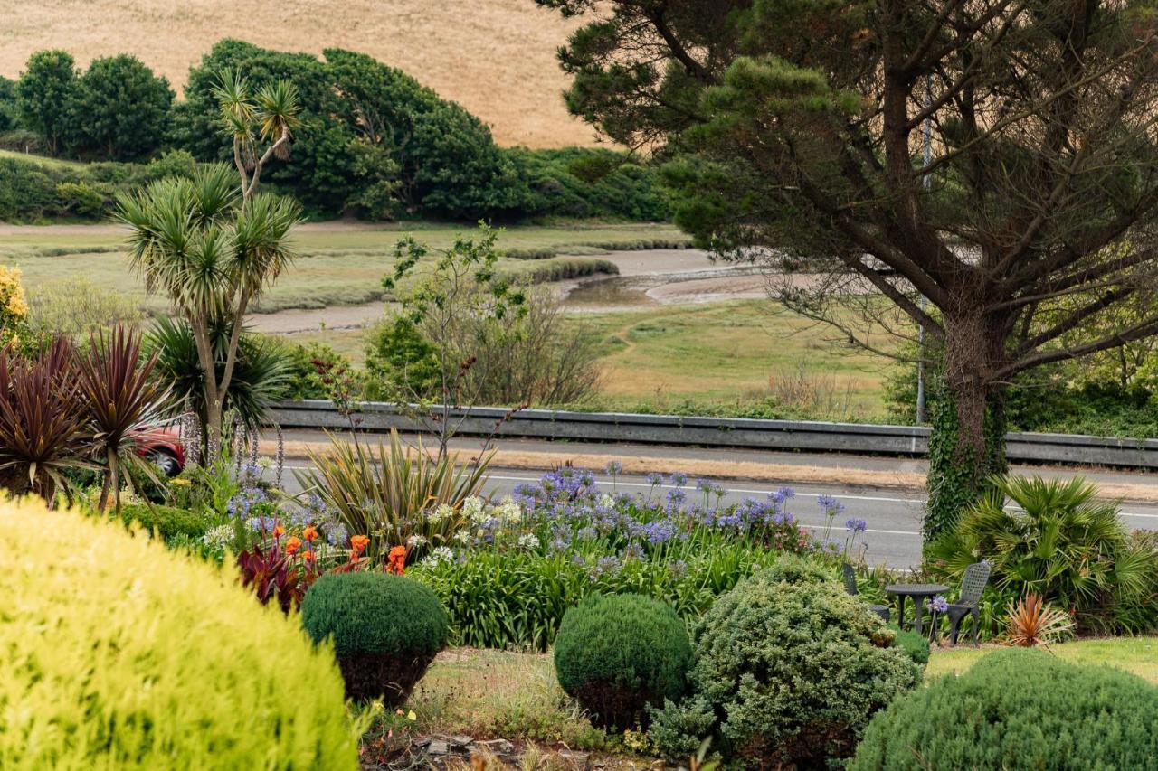 1 Chatsworth Riverscape Apartments - Riverview Apartment In Great Location With Free Parking Overlooking The Gannel Just A Short Walk From Newquays Incredible Beaches And Local Amenities New Quay Exteriör bild