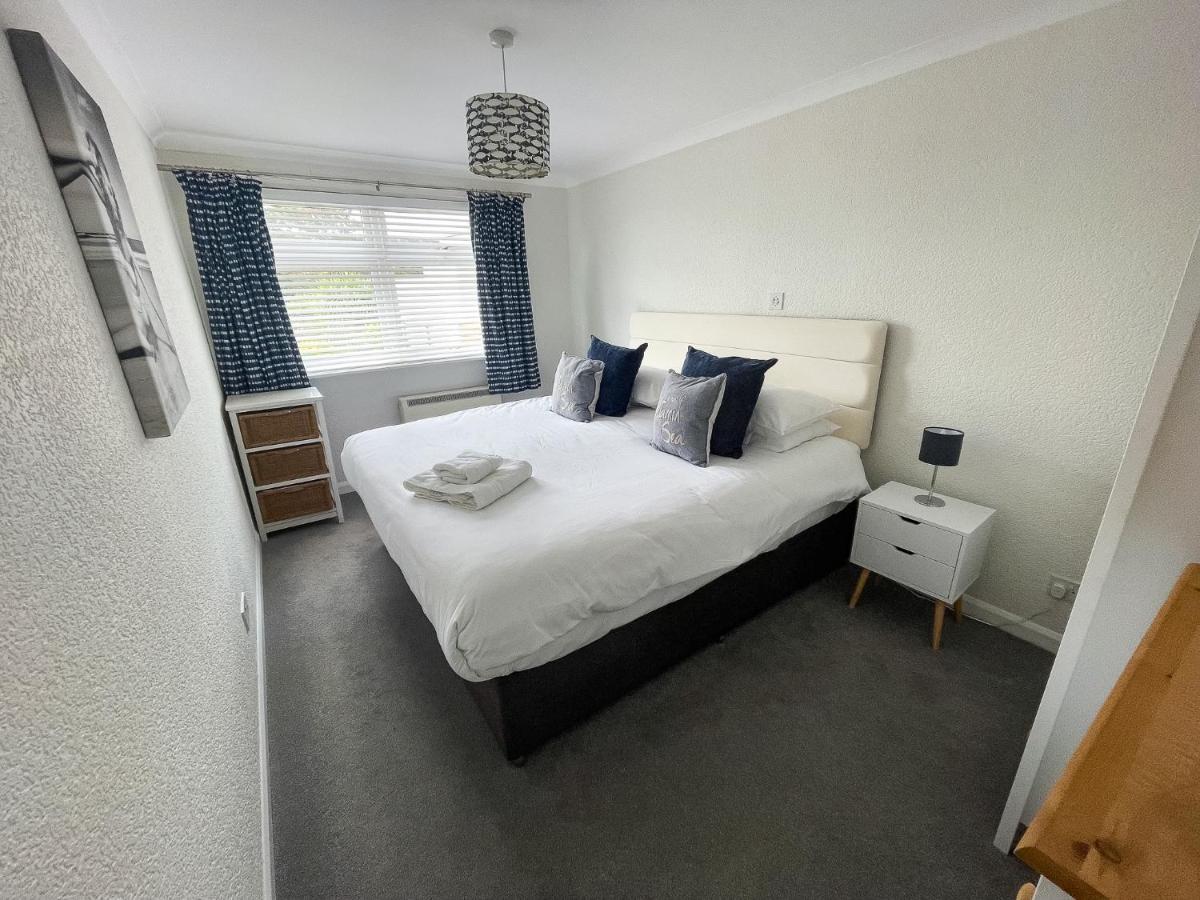 1 Chatsworth Riverscape Apartments - Riverview Apartment In Great Location With Free Parking Overlooking The Gannel Just A Short Walk From Newquays Incredible Beaches And Local Amenities New Quay Exteriör bild